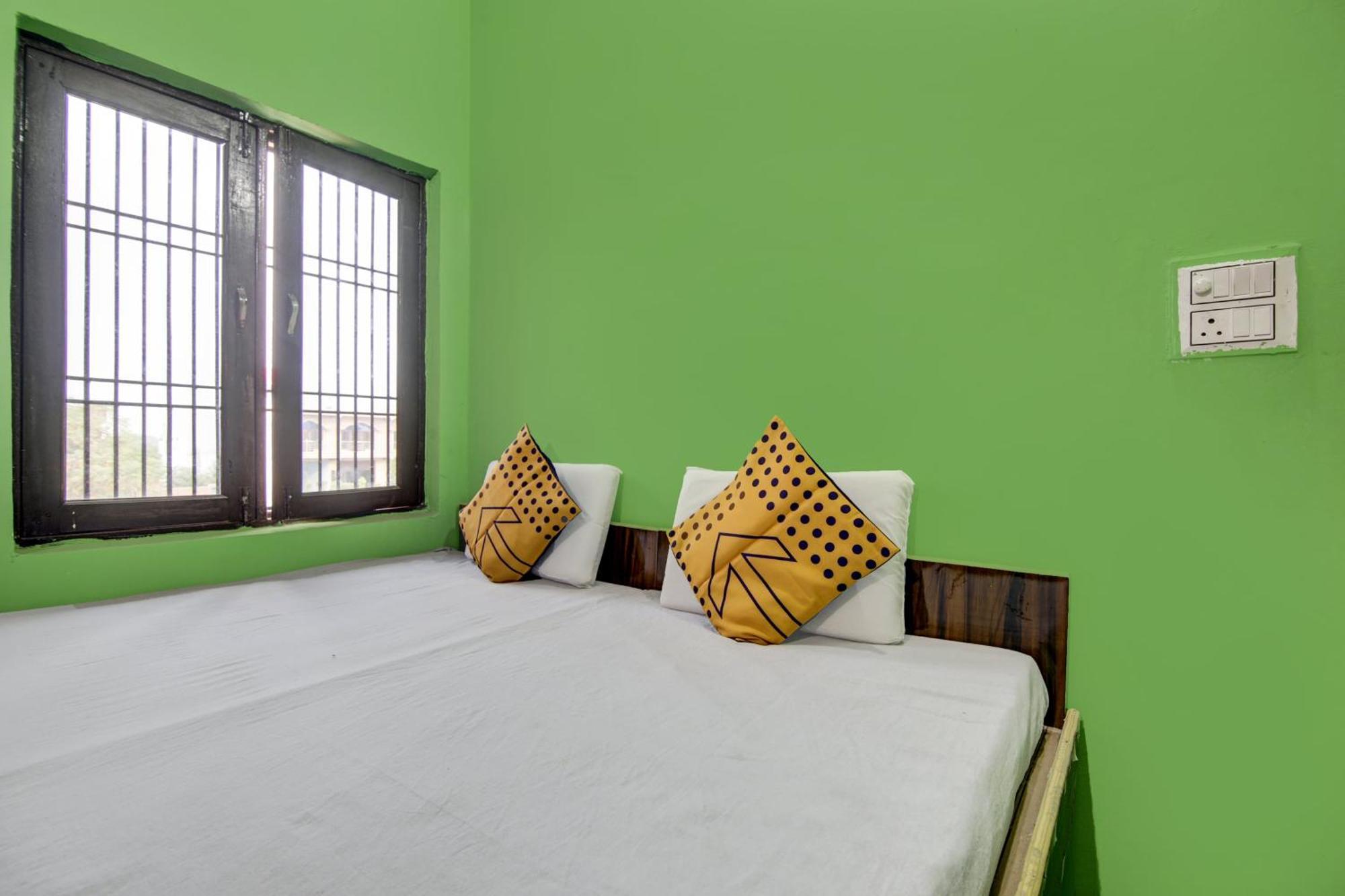 Hotel O Milan Garden Hotel And Restaurant Jhajhar Exterior photo